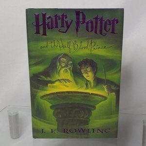 Harry Potter Half Blood Prince J.K. Rowling Hardcover with Dust Jacket 1st Ed